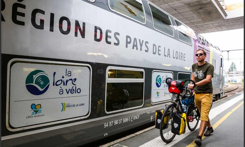 I atlantiske Loiredalen er det mulig å ta med sykkelen på tåget under "Loire à Vélo"- konseptet.